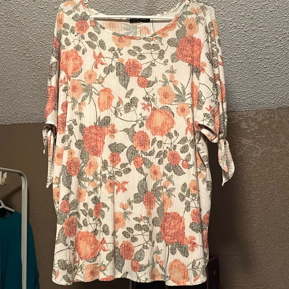 Brody Myles Top